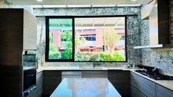 Lempeng Drive (D5), Terrace #500869371